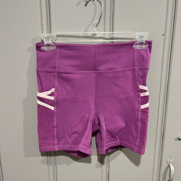 Fabletics Motion365 Short Bundle - Picture 11 of 14